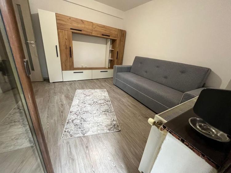 Apartament cu 2 camere decomandat în Păcurari
