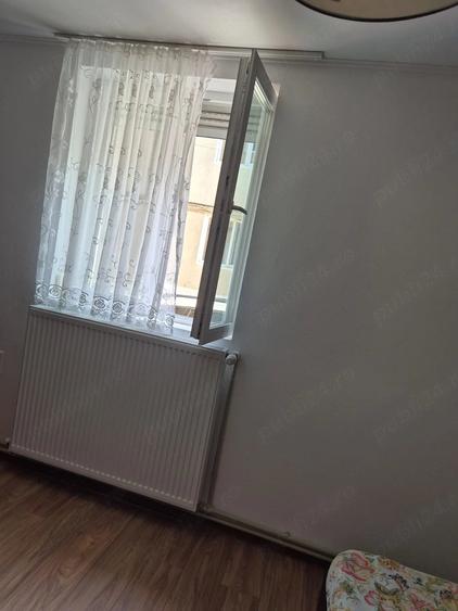 Vand urgent ! Apartament cu 2 camere confort 1 decomandat bloc de caramida - 3