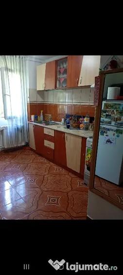 Inchiriez apartament 2 camere - 2