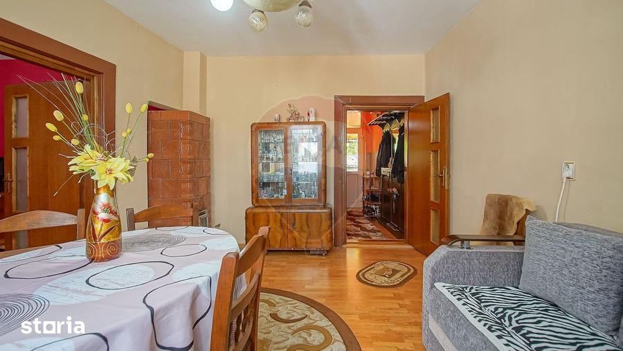 Casă cu 2 camere semidecomandat cu Teren 151 Mp în Bartolomeu