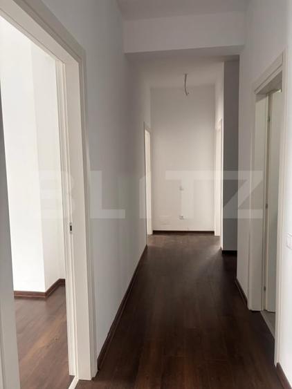 Apartament cu 3 camere decomandat în Viforâta