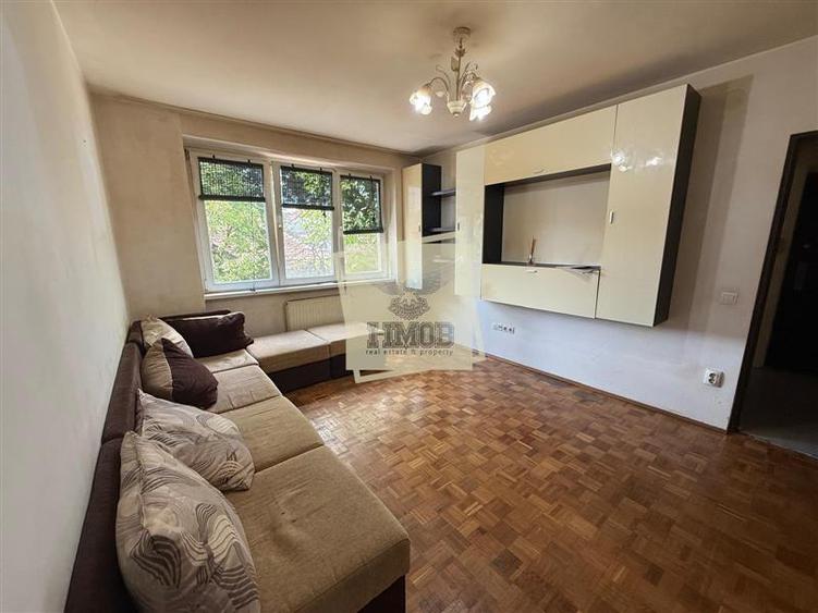 Apartament cu 4 camere decomandat în Hipodrom 1