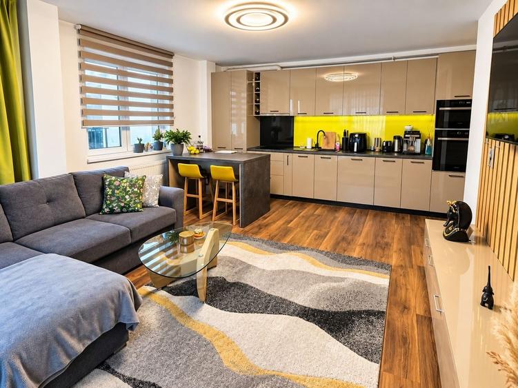 Apartament cu 2 camere semidecomandat, mobilat în Dâmbul Rotund