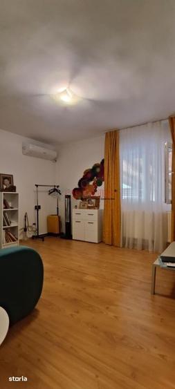 Casă cu 4 camere cu Teren 200 Mp în Berceni