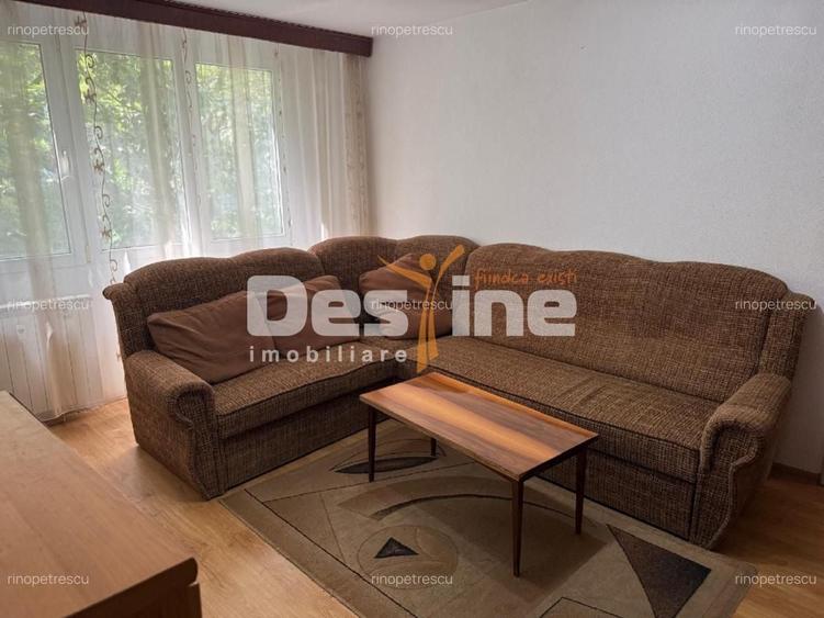 Apartament cu 3 camere semidecomandat, mobilat în Drumul Taberei
