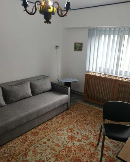Apartament cu 2 camere decomandat în Centru Civic