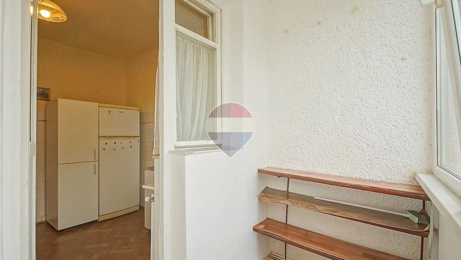 Apartament cu 2 camere semidecomandat în Florilor