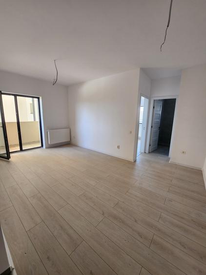 Apartament cu 2 camere decomandat în Haliu