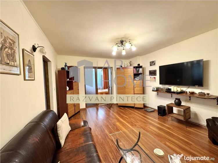 Apartament cu 5 camere decomandat, mobilat în Cantacuzino