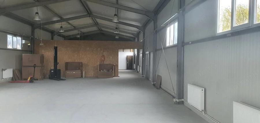 Spațiu comercial, de 1,500 mp, în Călinești