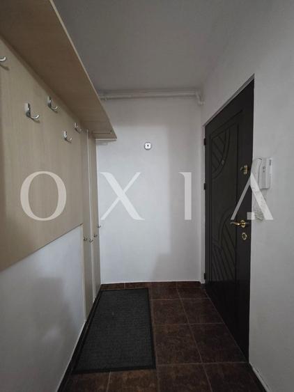 Apartament cu 2 camere semidecomandat, mobilat în Bucovina