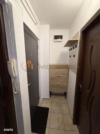 Apartament cu 2 camere decomandat în Nicolina