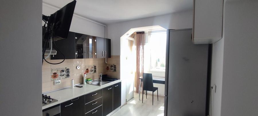 Apartament cu 2 camere decomandat în Scriitorilor