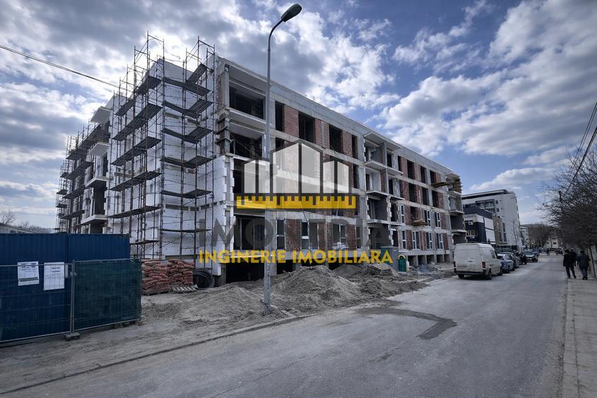 Apartament cu 2 camere decomandat, mobilat în Sălăjan
