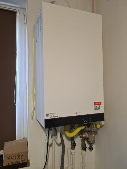 Apartament cu 4 camere semidecomandat în Inel II