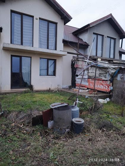 Casă cu 6 camere cu Teren 500 Mp în Ilfoveni