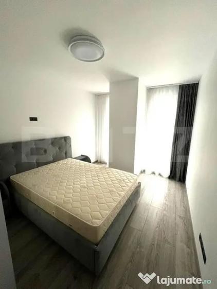 Apartament 3 camere, 65 mp, parcare, 2 balcoane, zona Pod Ma - 2
