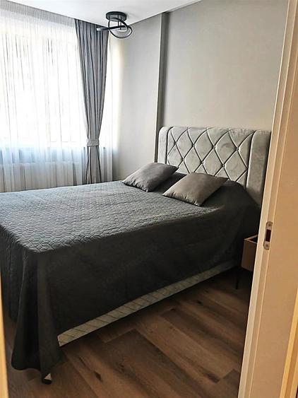Apartament cu 2 camere semidecomandat în Universitate