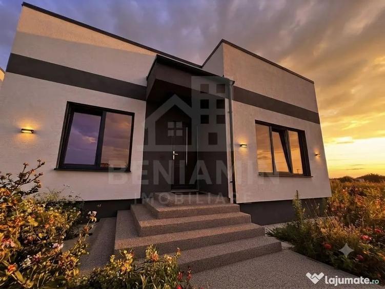 Casă cu 4 camere cu Teren 300 Mp în Preajba