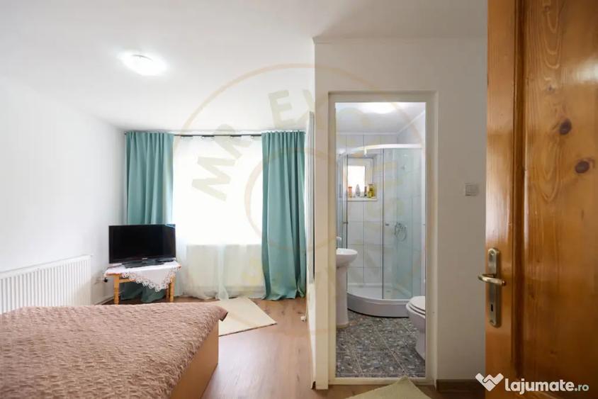 Casă cu 5 camere cu Teren 6412 Mp în Dâmbovicioara