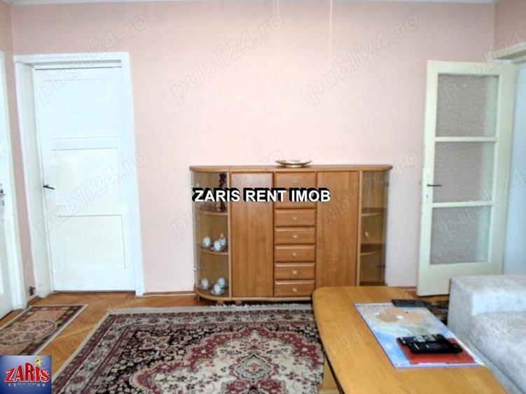 Apartament cu 3 camere semidecomandat în Republicii