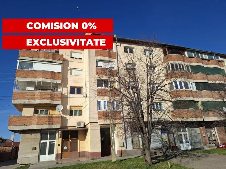 Apartament cu 7 camere decomandat în Nădlac