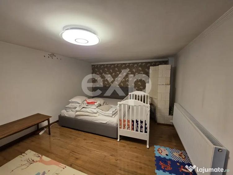 Casă cu 7 camere cu Teren 789 Mp în Voineasa