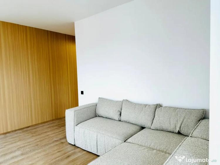 Apartament de 2 camere, decomandat, 53mp, balcon 6mp, Intre - 1