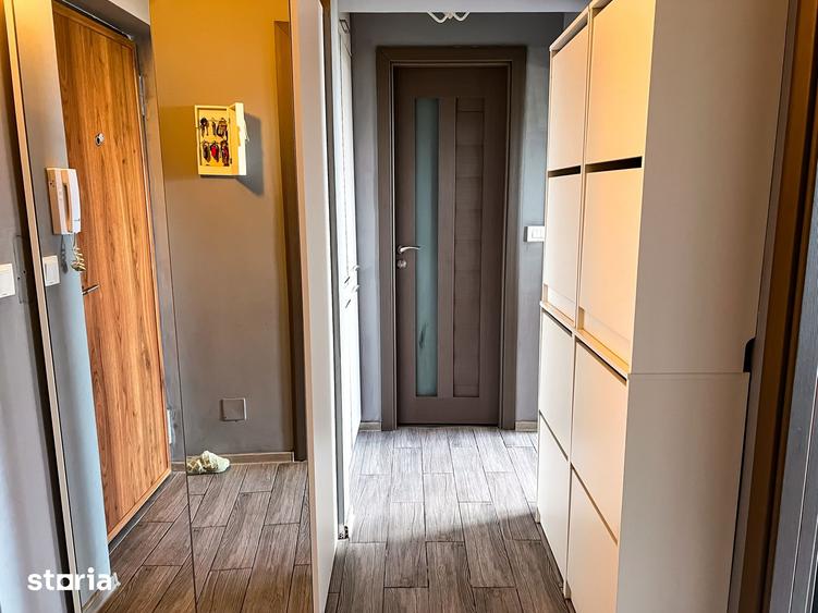 Apartament cu 2 camere decomandat în Central