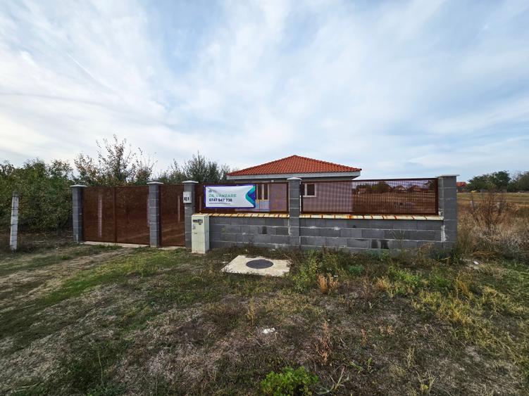 Casă individuală cu 3 camere cu Teren 750 Mp în Iratoșu