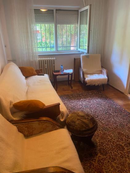 Apartament cu 2 camere semidecomandat în Km 4-5