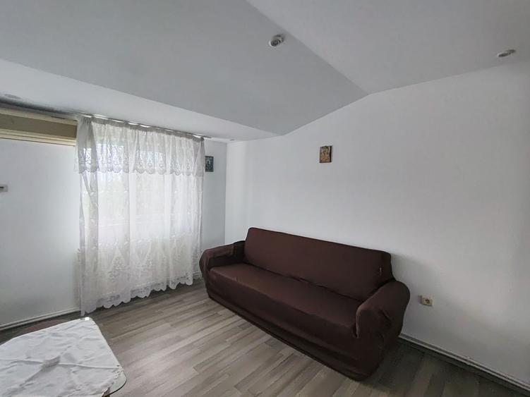 Apartament cu 2 camere decomandat în Ceardac
