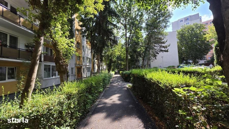 Apartament 3 camere 65mp,decomandat, Manastur - zona Big - 1