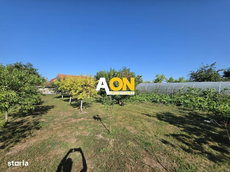 Casă cu 3 camere în Micești