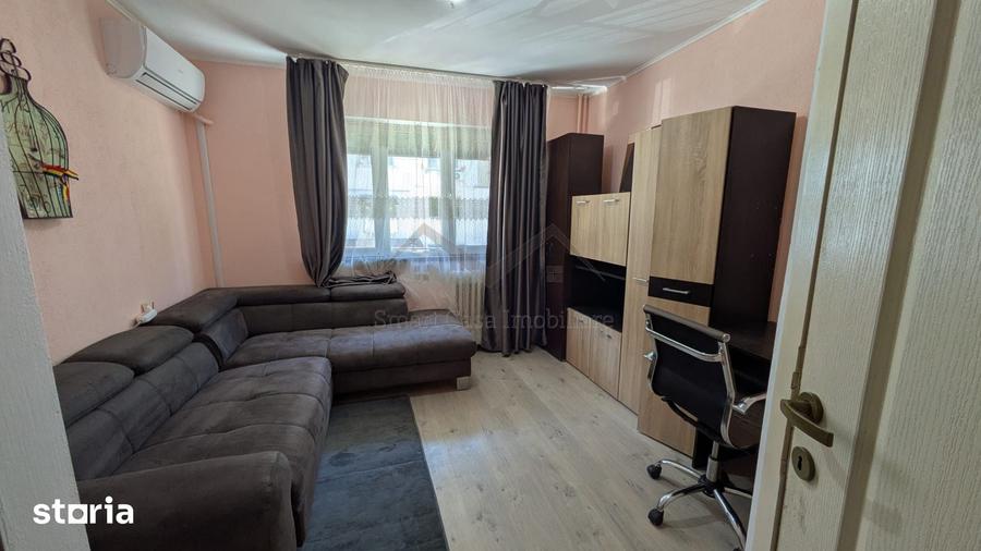 Garsonieră în Baza 3