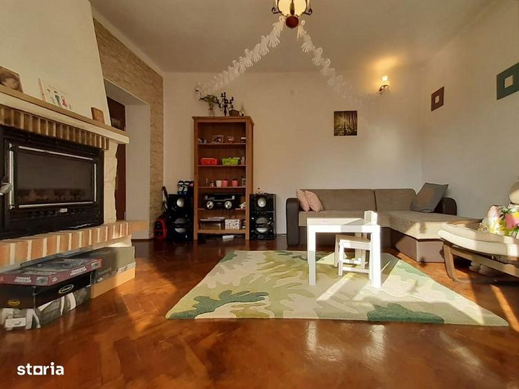 Apartament cu 2 camere decomandat, mobilat în Centrul Istoric