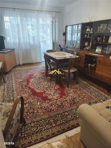 Apartament cu 3 camere în Central