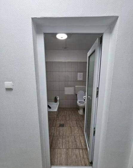 Birou, de 204 mp, în Central