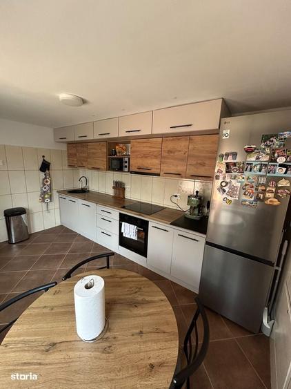 Casă cu 4 camere cu Teren 1500 Mp în Smârdan