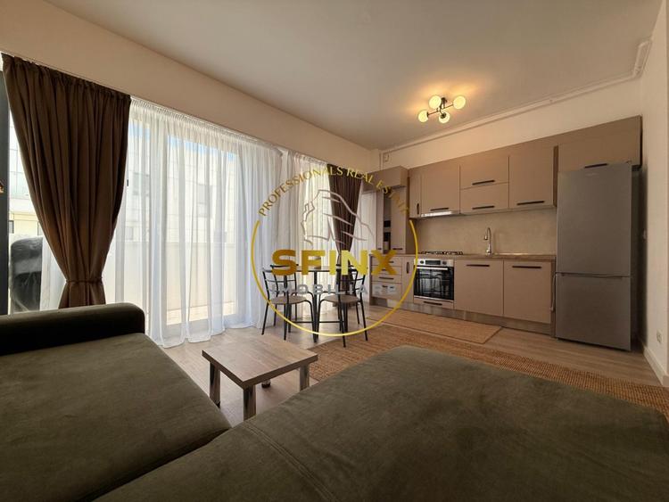 Apartament cu 2 camere semidecomandat, mobilat în P-ța Alba Iulia