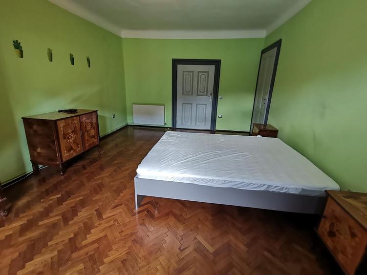 INCHIRIEZ apartament 2 camere la casa,renovat,zona Orasul de Jos - 1