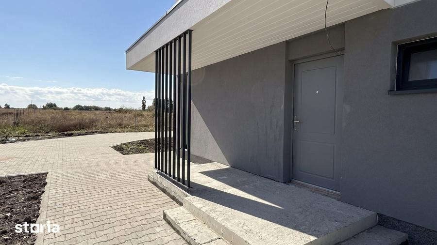 Casă cu 4 camere cu Teren 570 Mp în Balotești