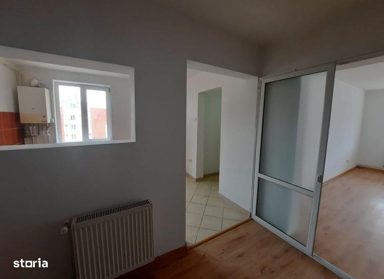 Apartament cu 3 camere în Mărăței