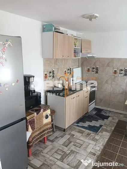 Casă cu 2 camere cu Teren 400 Mp în Pietrăria