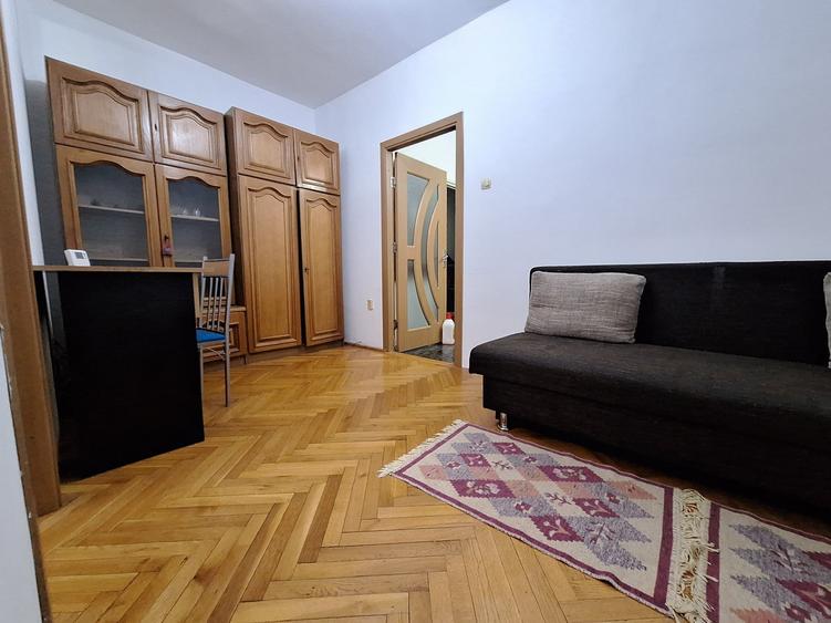 Apartament cu 2 camere nedecomandat, mobilat în Complex Studențesc