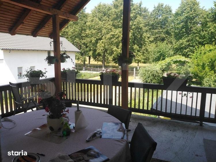 Casă cu 4 camere în Mitocu Dragomirnei