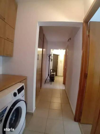 Apartament cu 3 camere decomandat, mobilat în Sălăjan