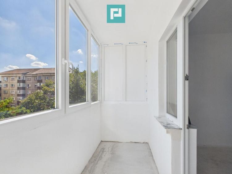 Apartament cu 3 camere decomandat în Decebal