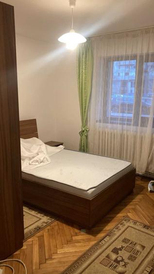 Apartament cu 3 camere decomandat în Ultracentral