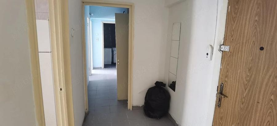 Apartament cu 3 camere decomandat în Pantelimon